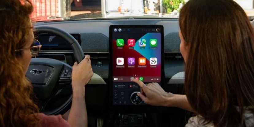 Ford apuesta por Apple CarPlay y Android Auto: Perdimos esa batalla hace  10 años