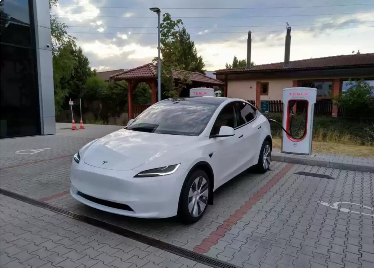 Tesla Model Y "Project Juniper" facelift only months away ArenaEV
