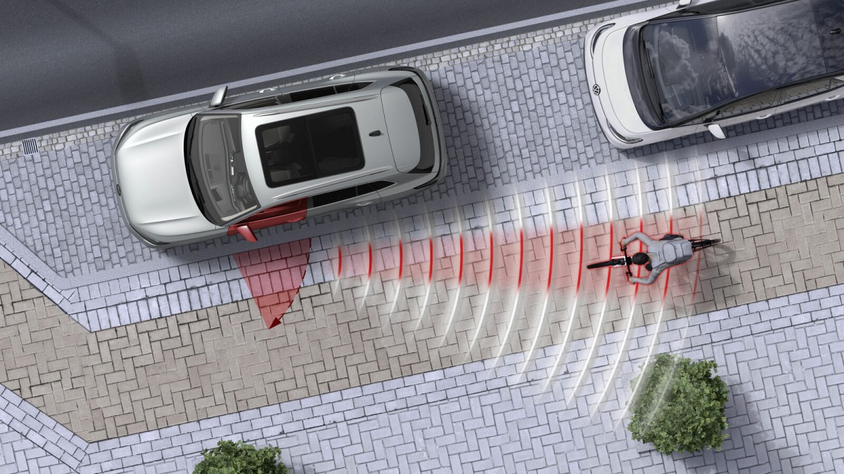 Volkswagen introduces a new exit warning system