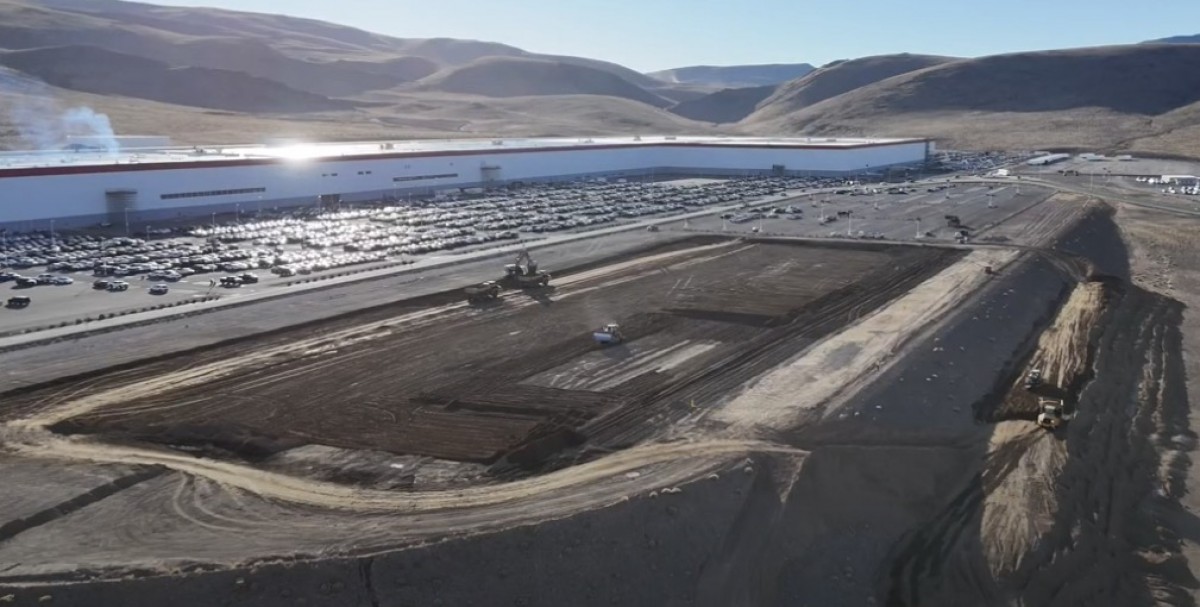 Gigafactory Nevada expansion starts for Tesla Semi and 4680 cells production