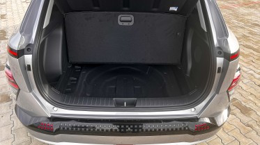 You can adjust the trunk however you want.