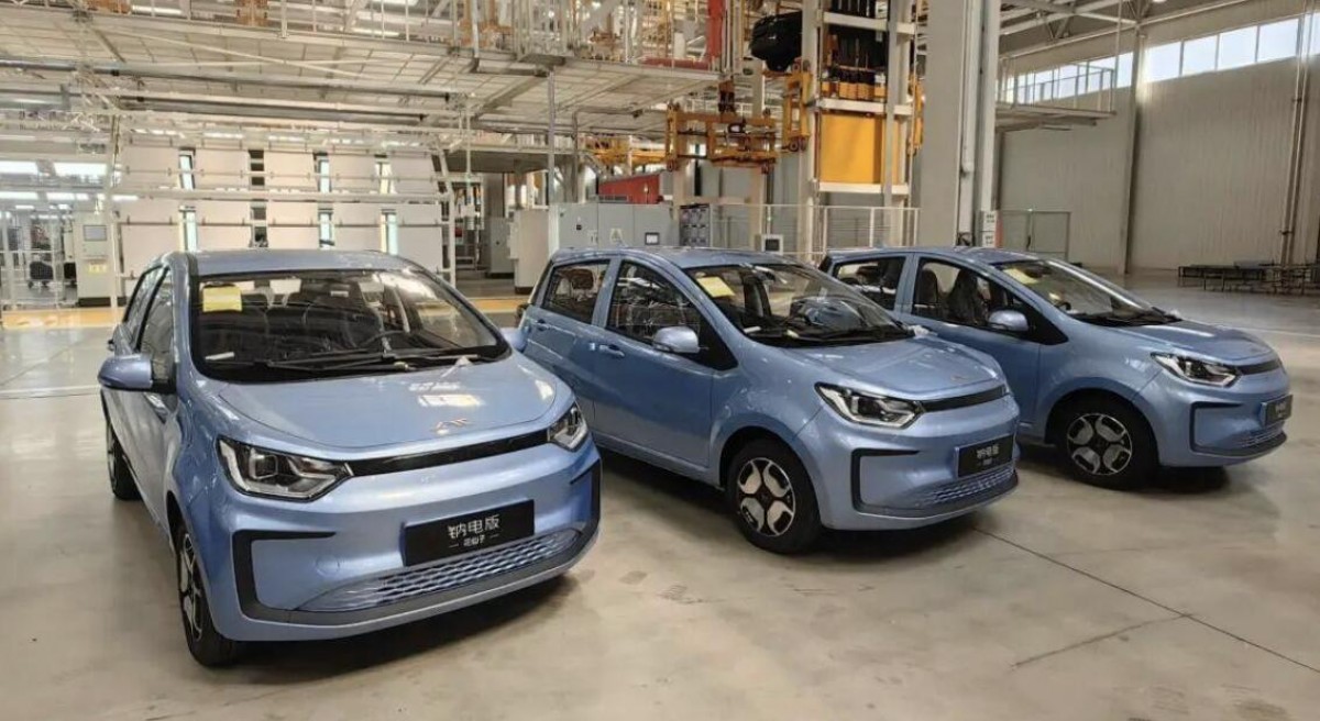 JAC Group delivers first EVs with sodium-ion battery
