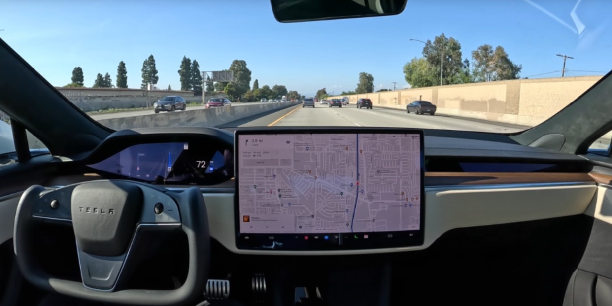 Tesla is reportedly prioritizing Elon and influencers' routes to train its FSD