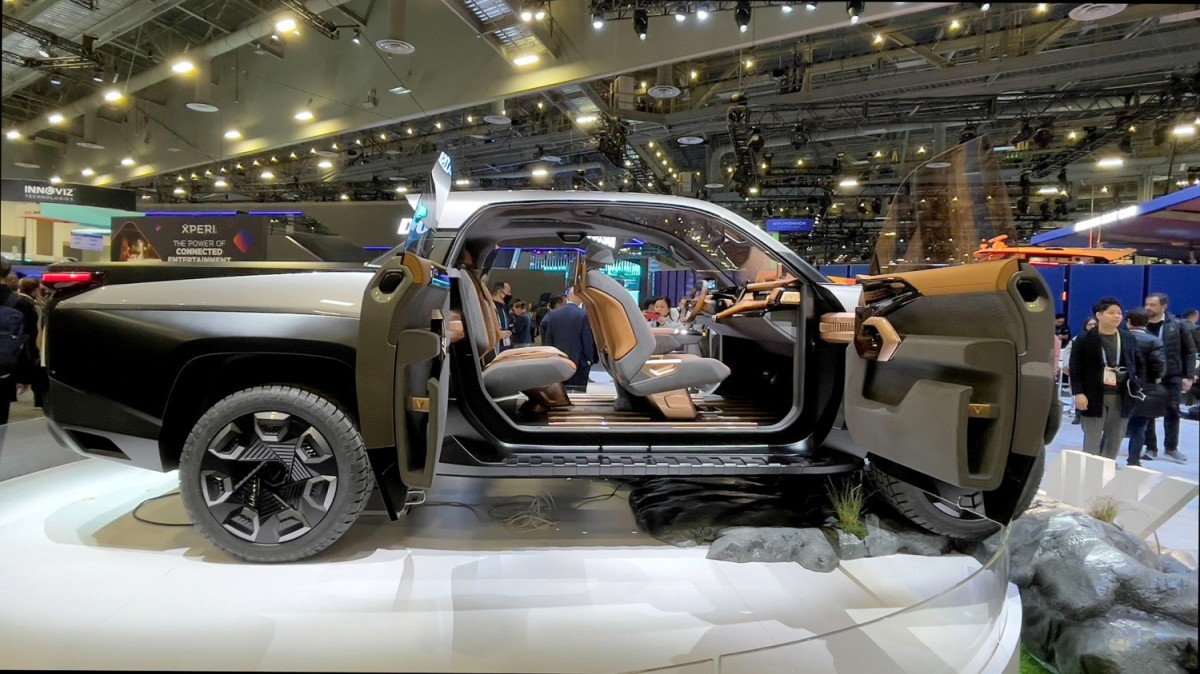 VinFast VF Wild mid-size electric pickup concept debuts at CES 2024