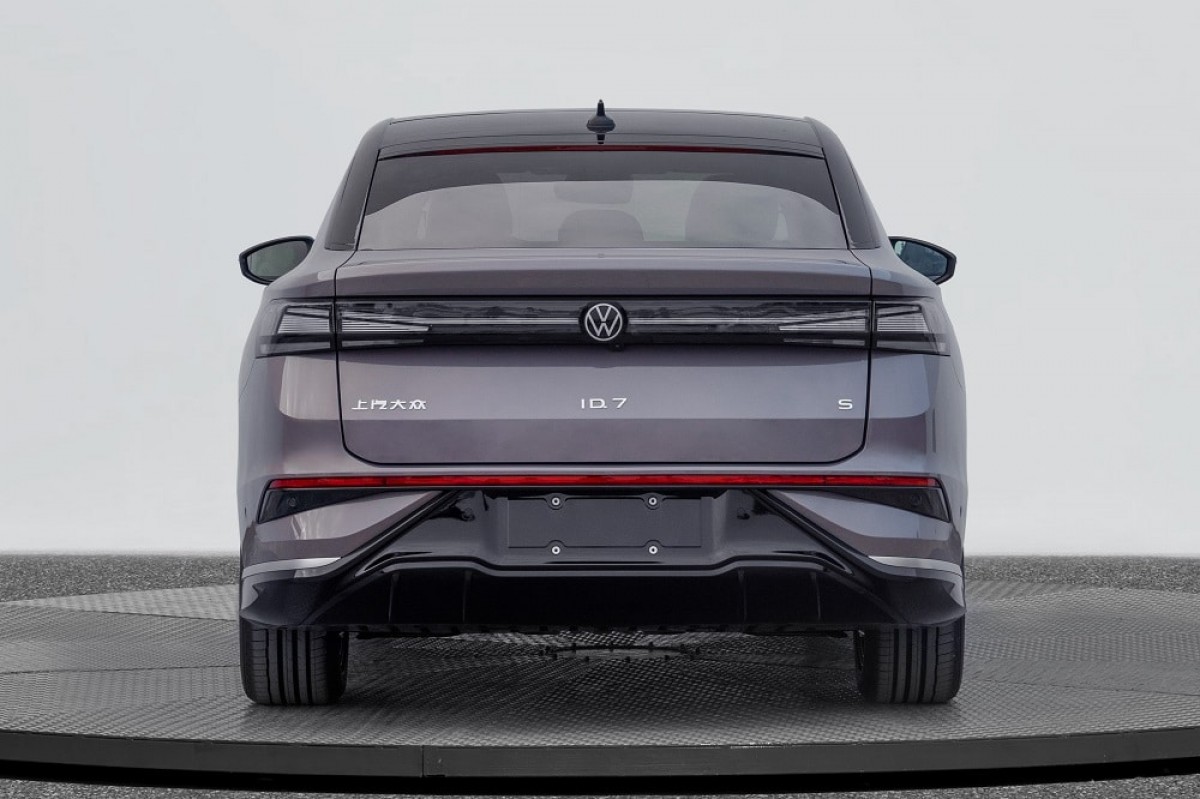 Chinese VW ID.7 is longer than its European twin
