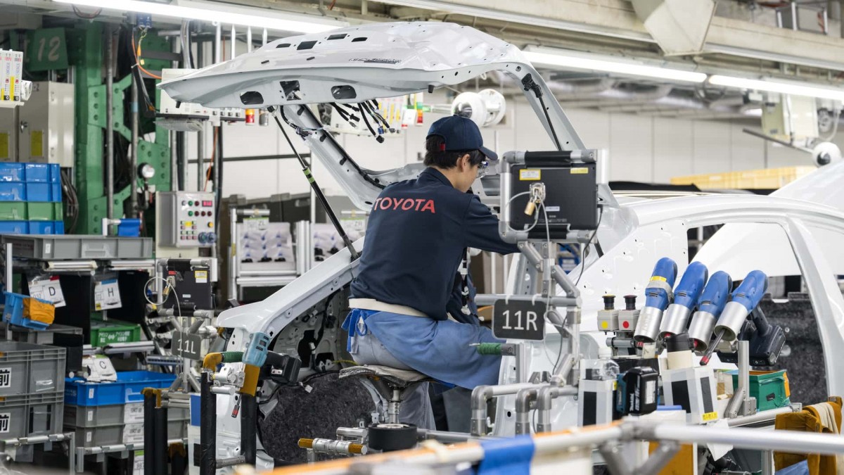 Toyota talks tough on EVs: ''We'd rather buy credits than waste money''