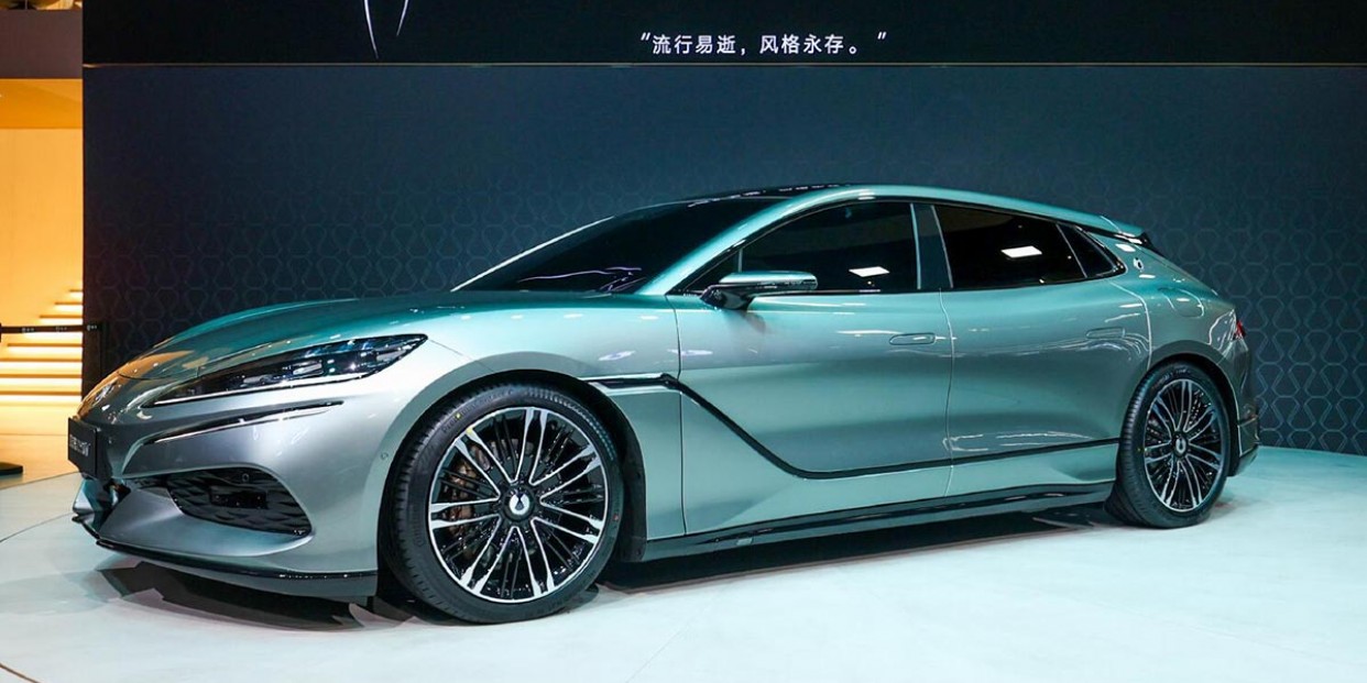 BYD unveils 1,000 hp Denza Z9 GT and Ocean-M hot hatchback - ArenaEV