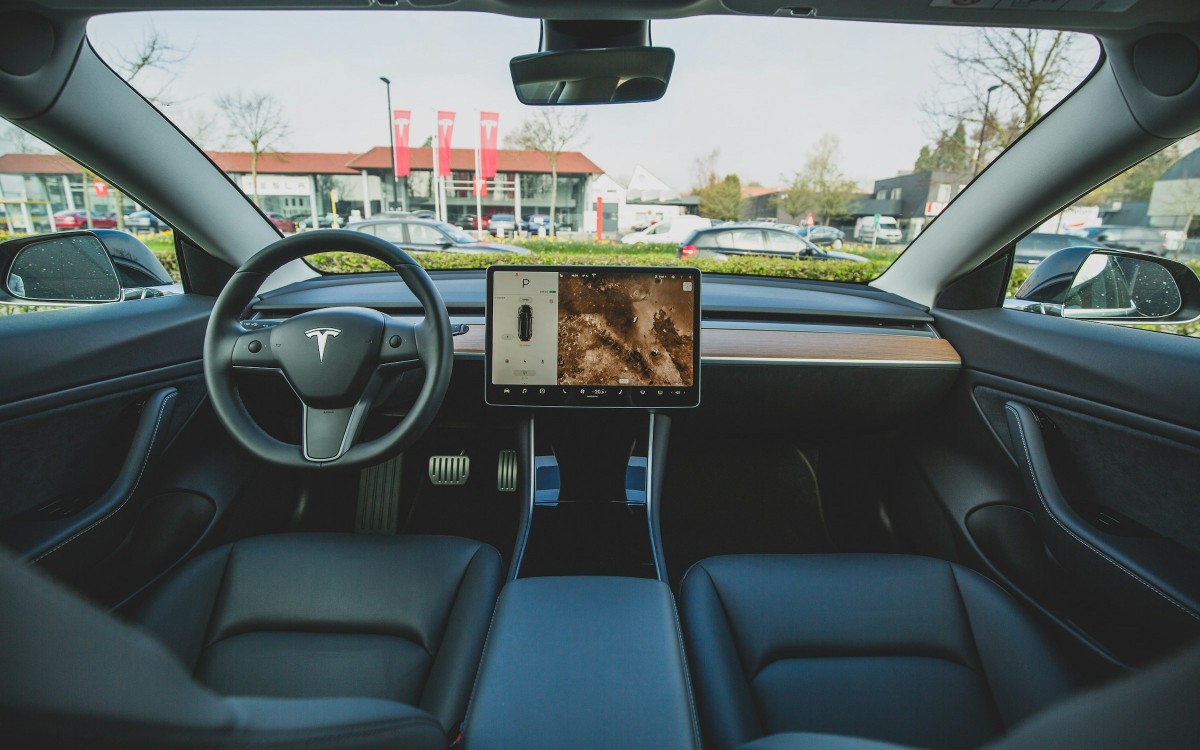 Tesla begins autonomous driving tests in Austin ahead of launch