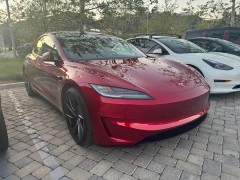 Tesla Model 3 Ludicrous exterior