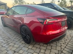 Tesla Model 3 Ludicrous exterior