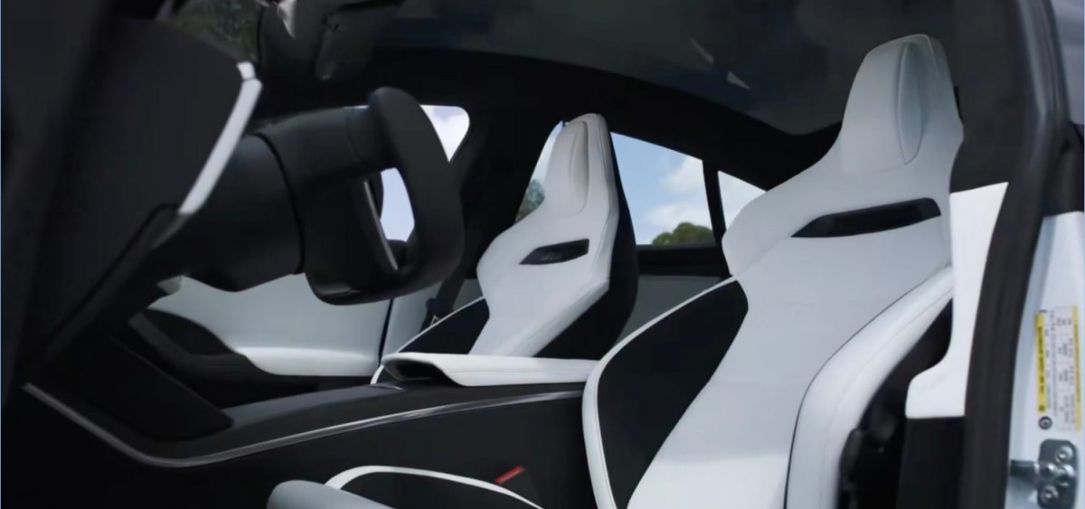 Tesla Model S Plaid finally gets upgraded seats