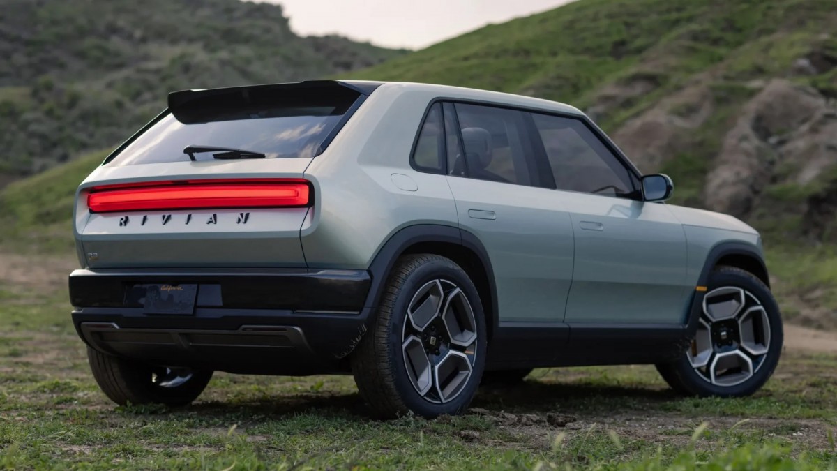 Apple's electric car ambitions may live on through Rivian partnership