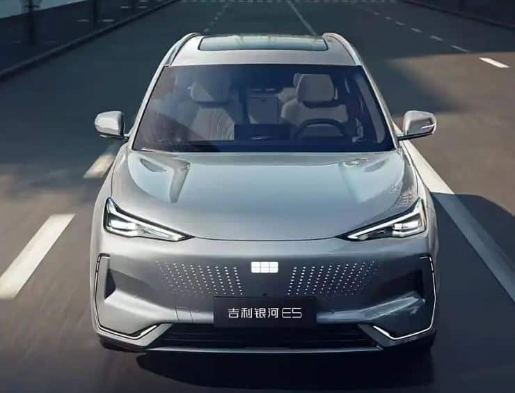 吉利汽車、新型コンパクト電動SUV「Galaxy E5」を発表