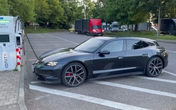 New Porsche Taycan 4S Sport Turismo thoroughly impresses in real life range test