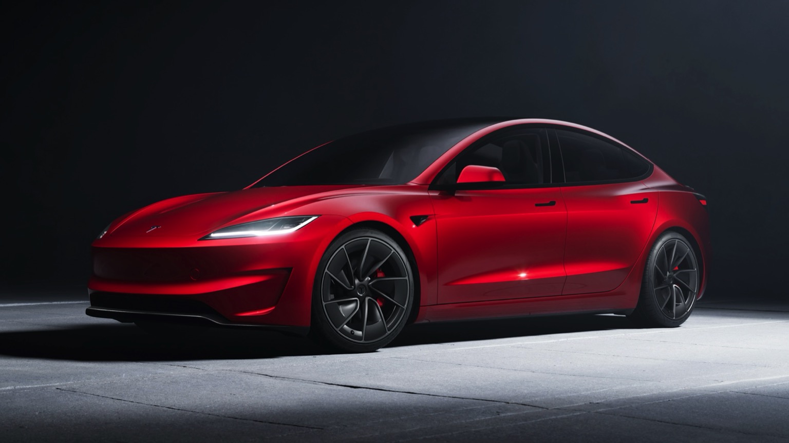 Tesla erhöht den Preis des Model 3 Performance um 1.000 US-Dollar und macht die Innenausstattung in Schwarz und Weiß zum Standard