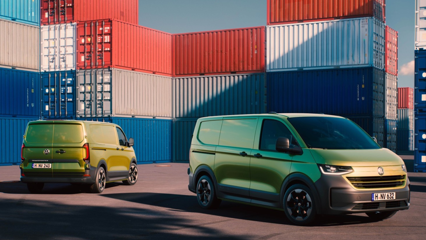 Volkswagen представил электрифицированные Transporter 7-го поколения и Caravelle