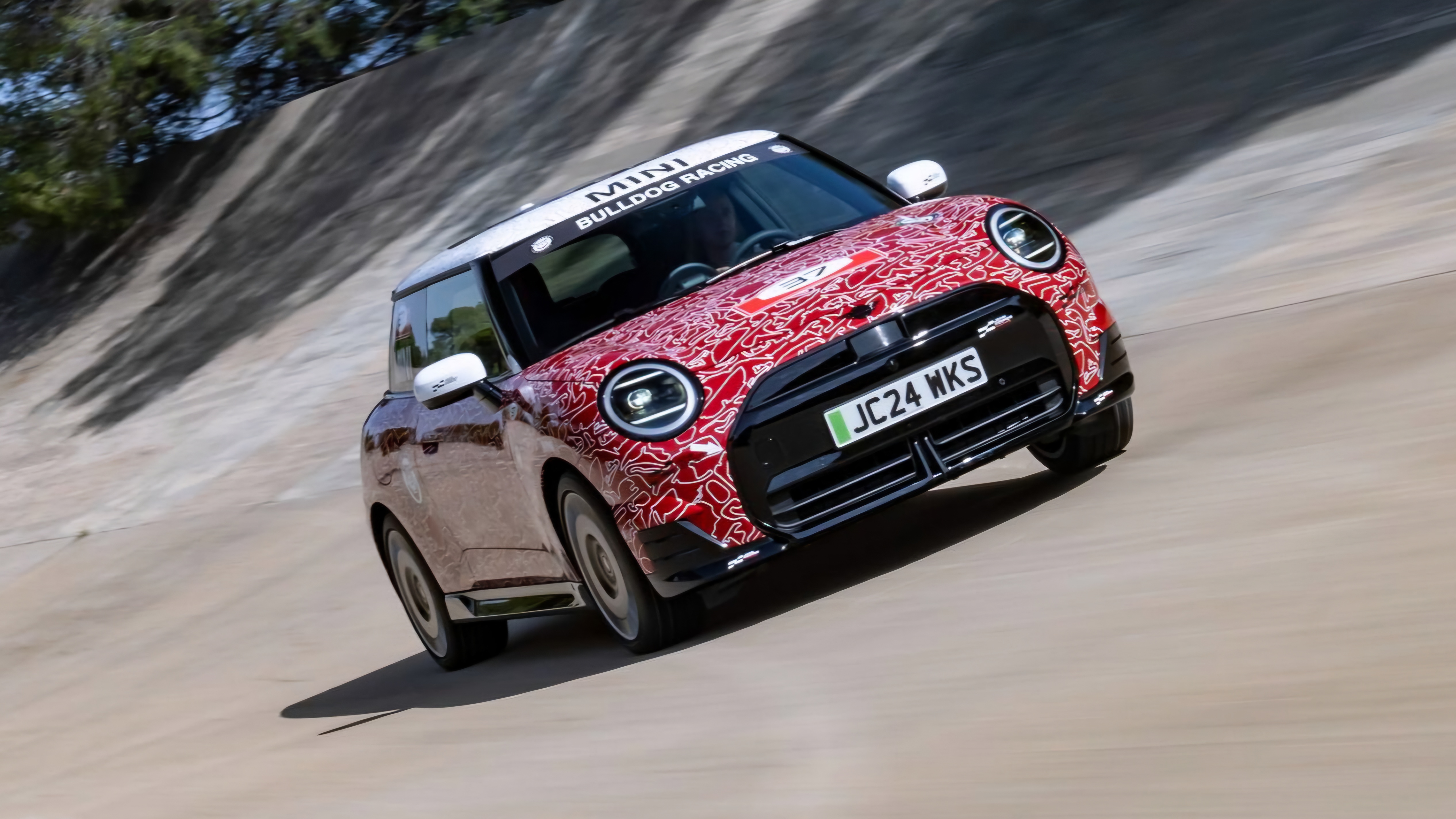 Der Mini John Cooper Works E-Prototyp startet in das Elektrozeitalter