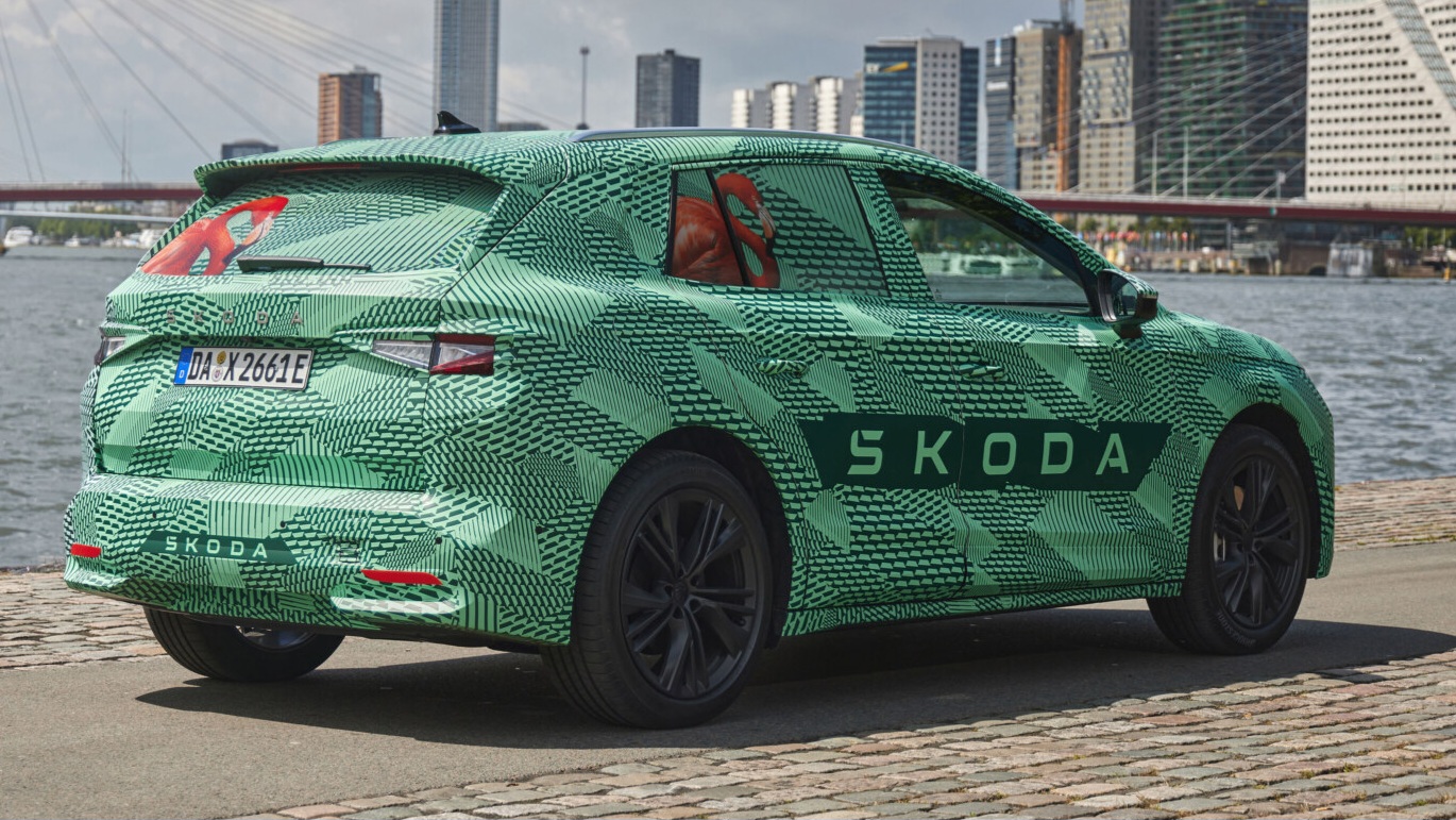 Skoda раскрывает больше подробностей об Elroq в последнем тизере