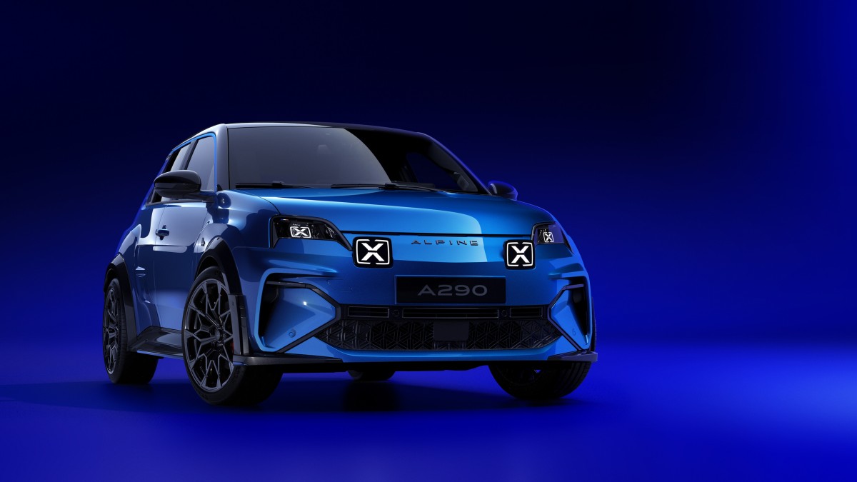 Alpine A290 launches in Europe, starts at €38,700