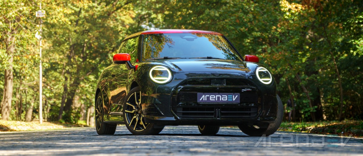 Mini Cooper SE JCW review