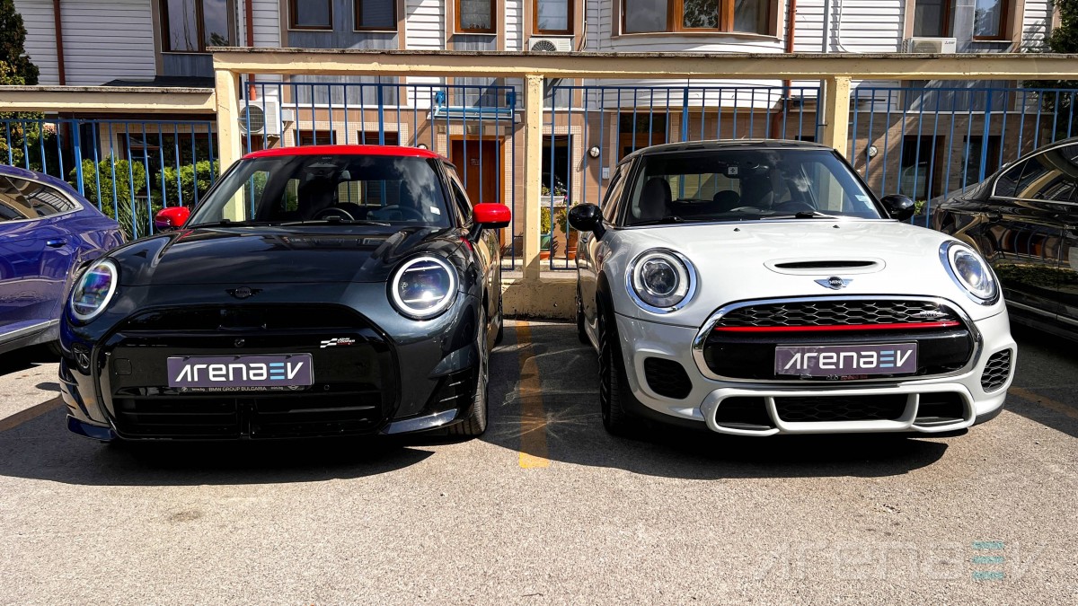 Mini Cooper SE JCW review