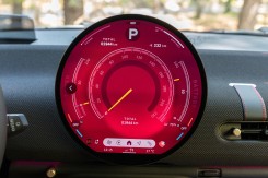 You can get a different speedometer depending on the drive mode.