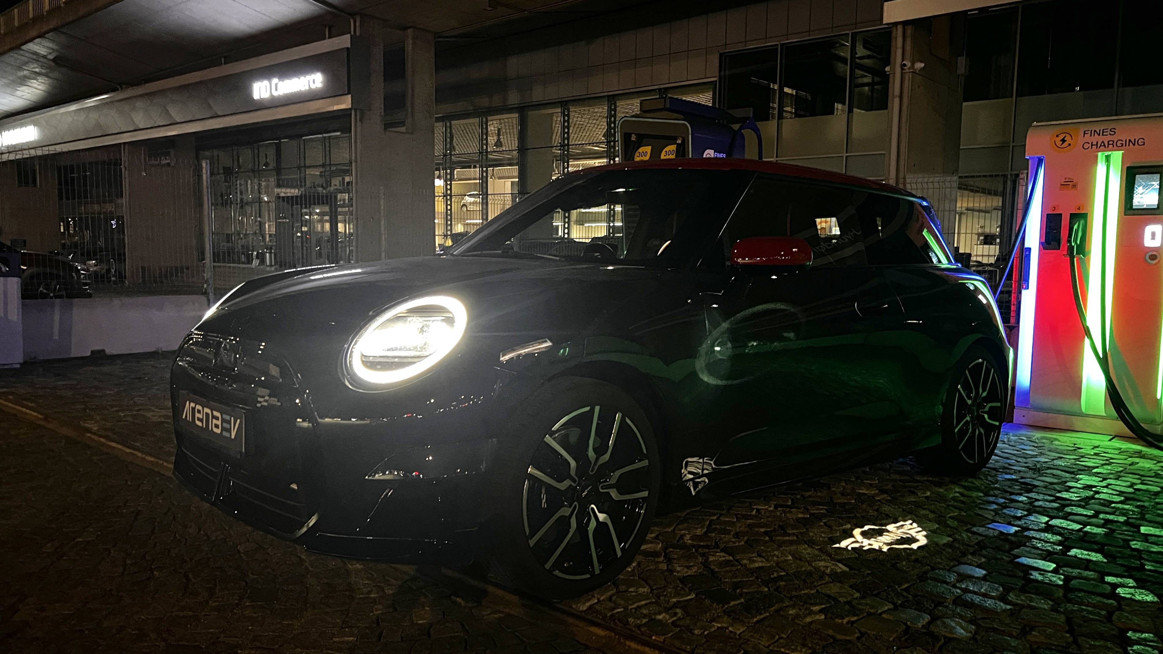 Testbericht zum Mini Cooper SE JCW