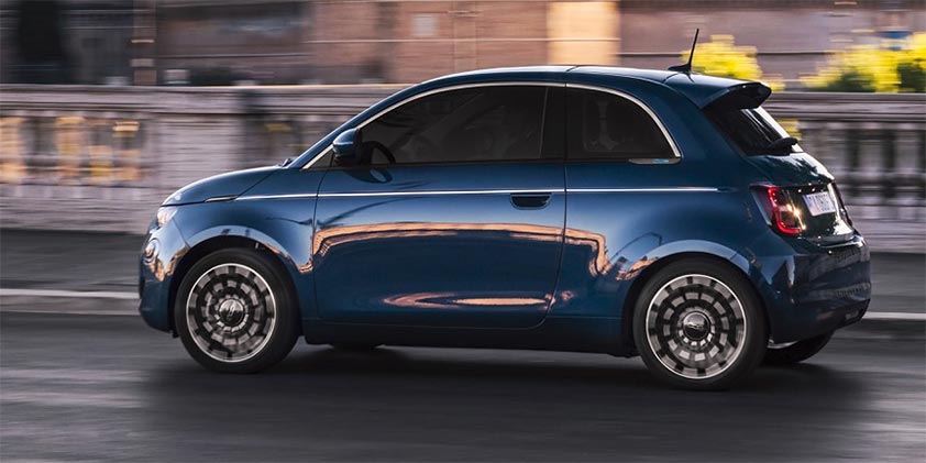 Stellantis затормозил производство Fiat 500e