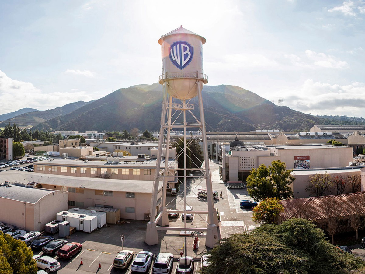 Tesla's Robotaxi  takes center stage at Warner Bros. Studio