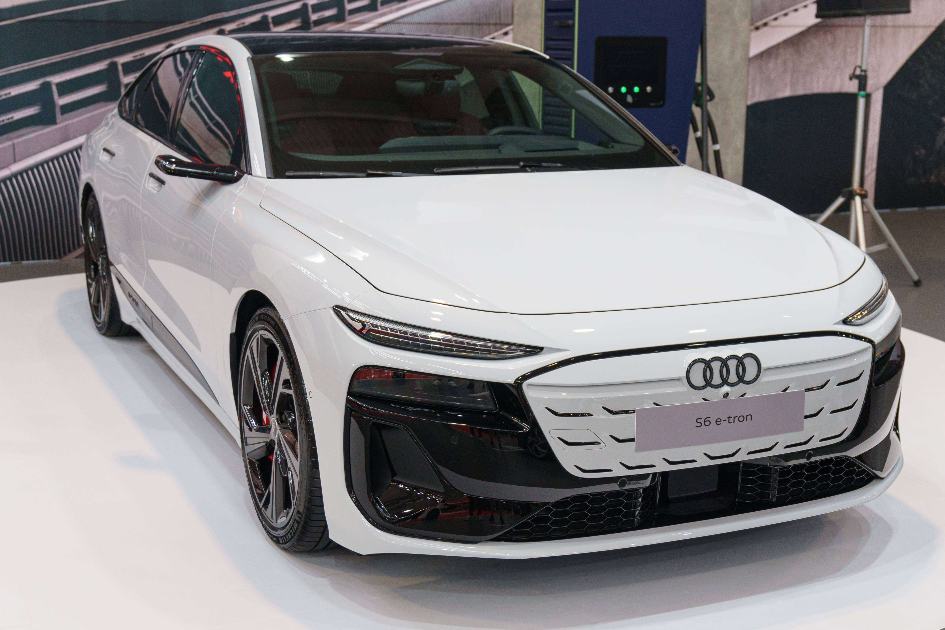 Audi S6 Sportback e-tronのインテリア、デザイン、機能