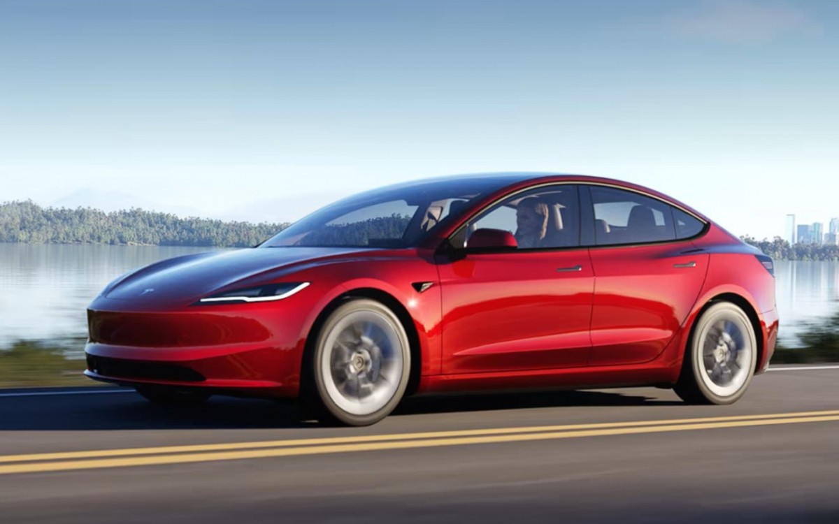 Tesla Model 3 Long Range RWD to land in Europe with over <span title='700 km'>435 miles</span> range