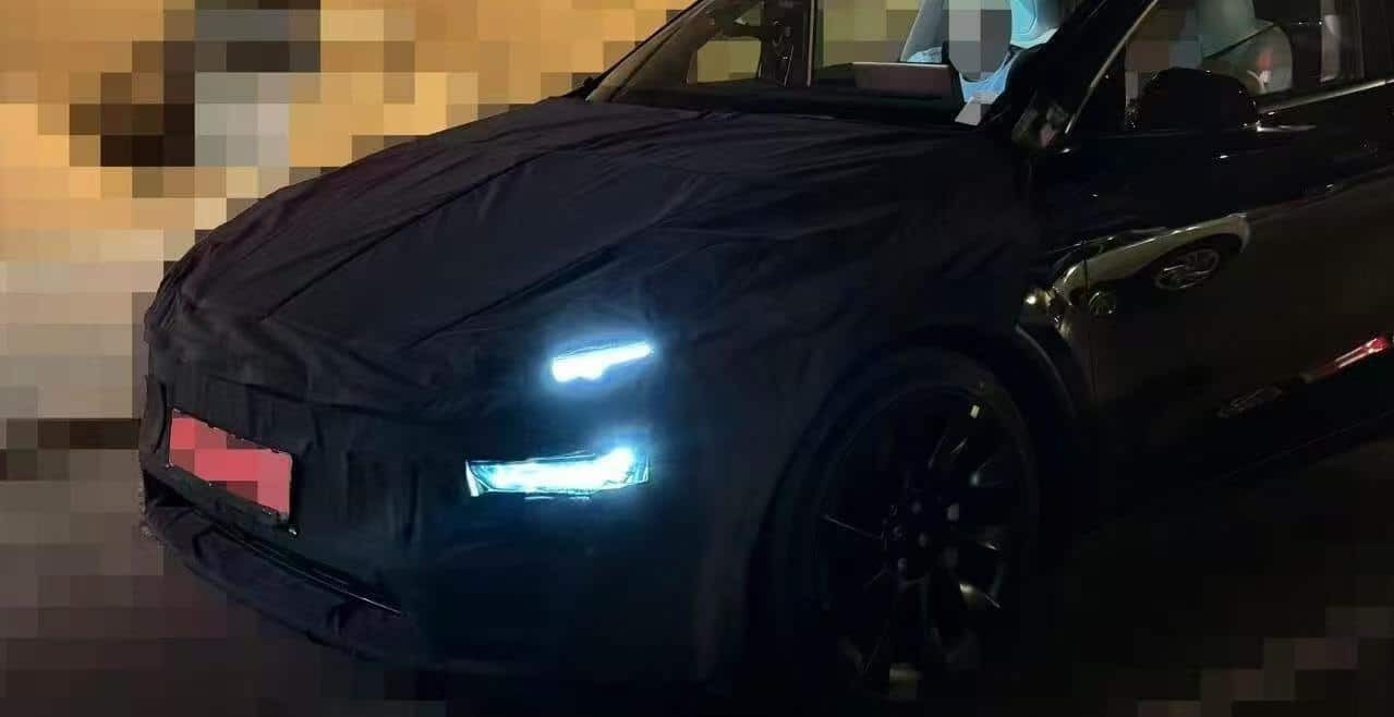 Tesla Model Y Juniper bringt eine Lichtshow