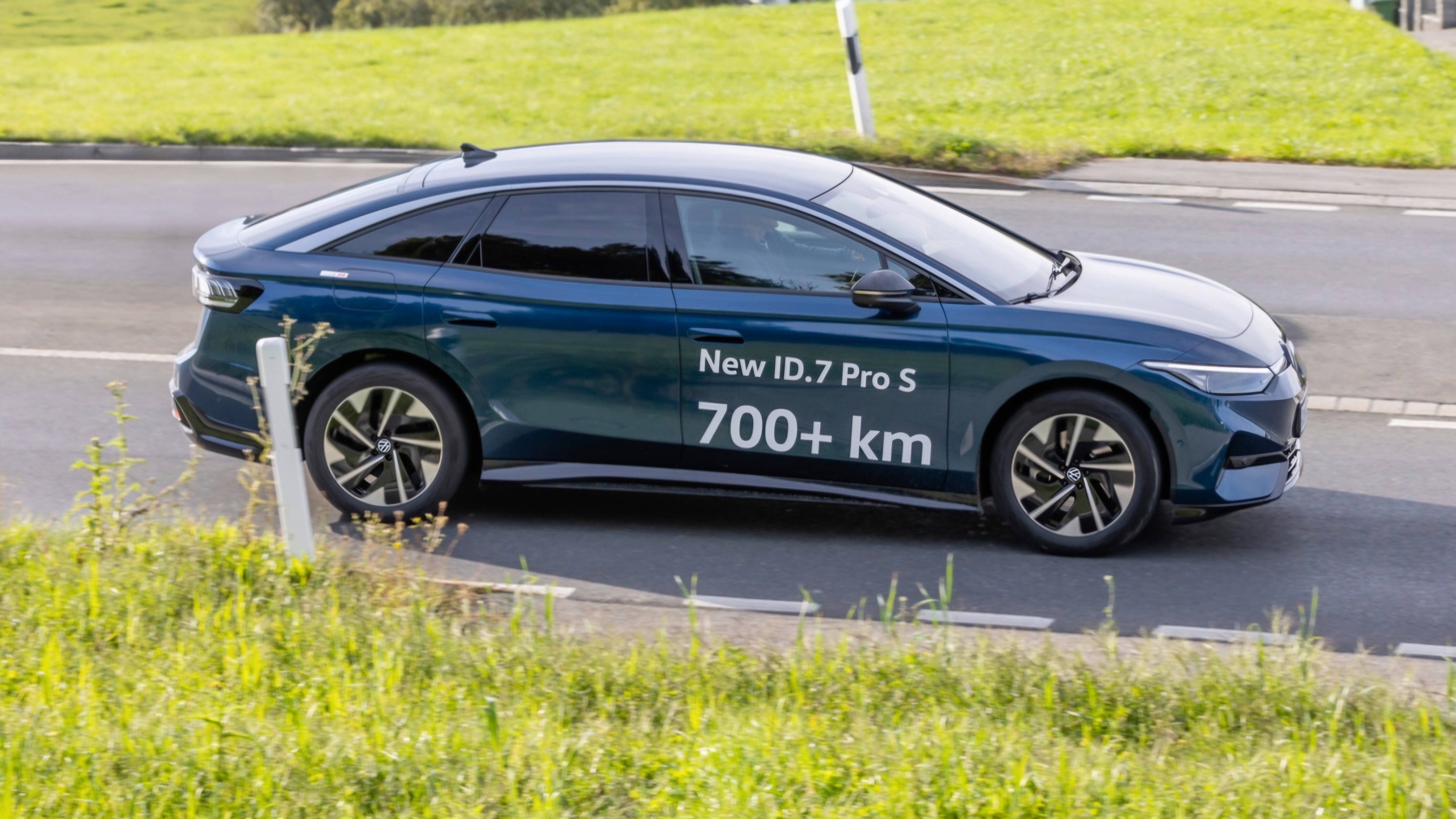 Volkswagen ID.7 Pro S goes 794 km on a charge in real-world trial