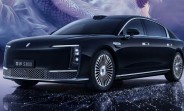 Huawei's new luxury EV Maextro S800 debuts