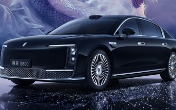 Huawei's new luxury EV Maextro S800 debuts