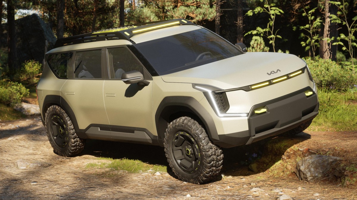 Kia reimagines adventure with two EV concepts at SEMA 2024