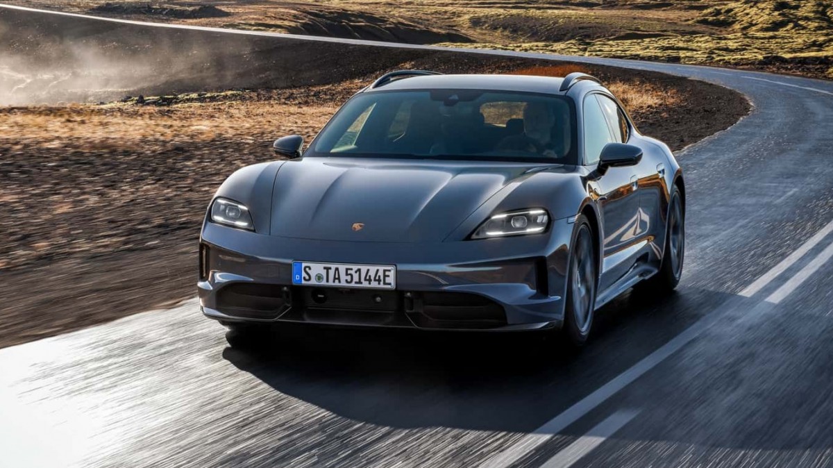 Porsche expands Taycan lineup