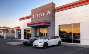 Tesla shifts gears and offers lease buyouts