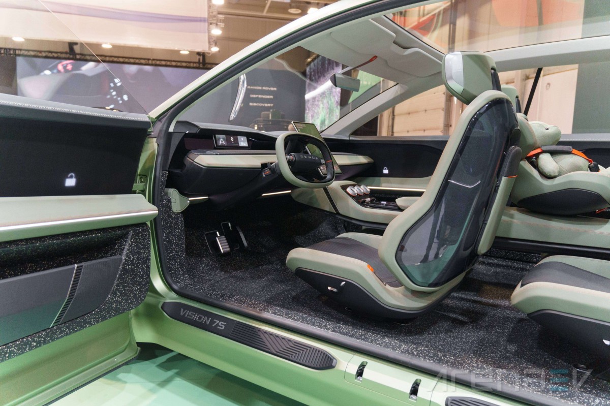 Skoda Vision 7S interior, design and features review