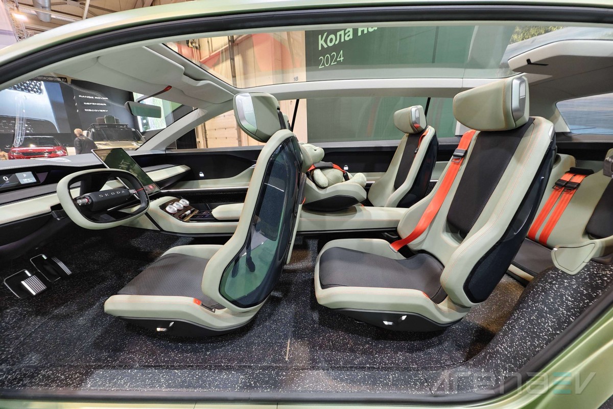 Skoda Vision 7S interior, design and features review