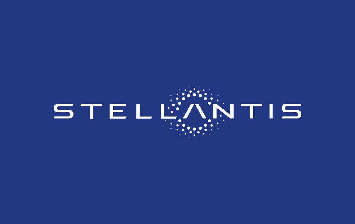 Stellantis CEO Carlos Tavares resigns