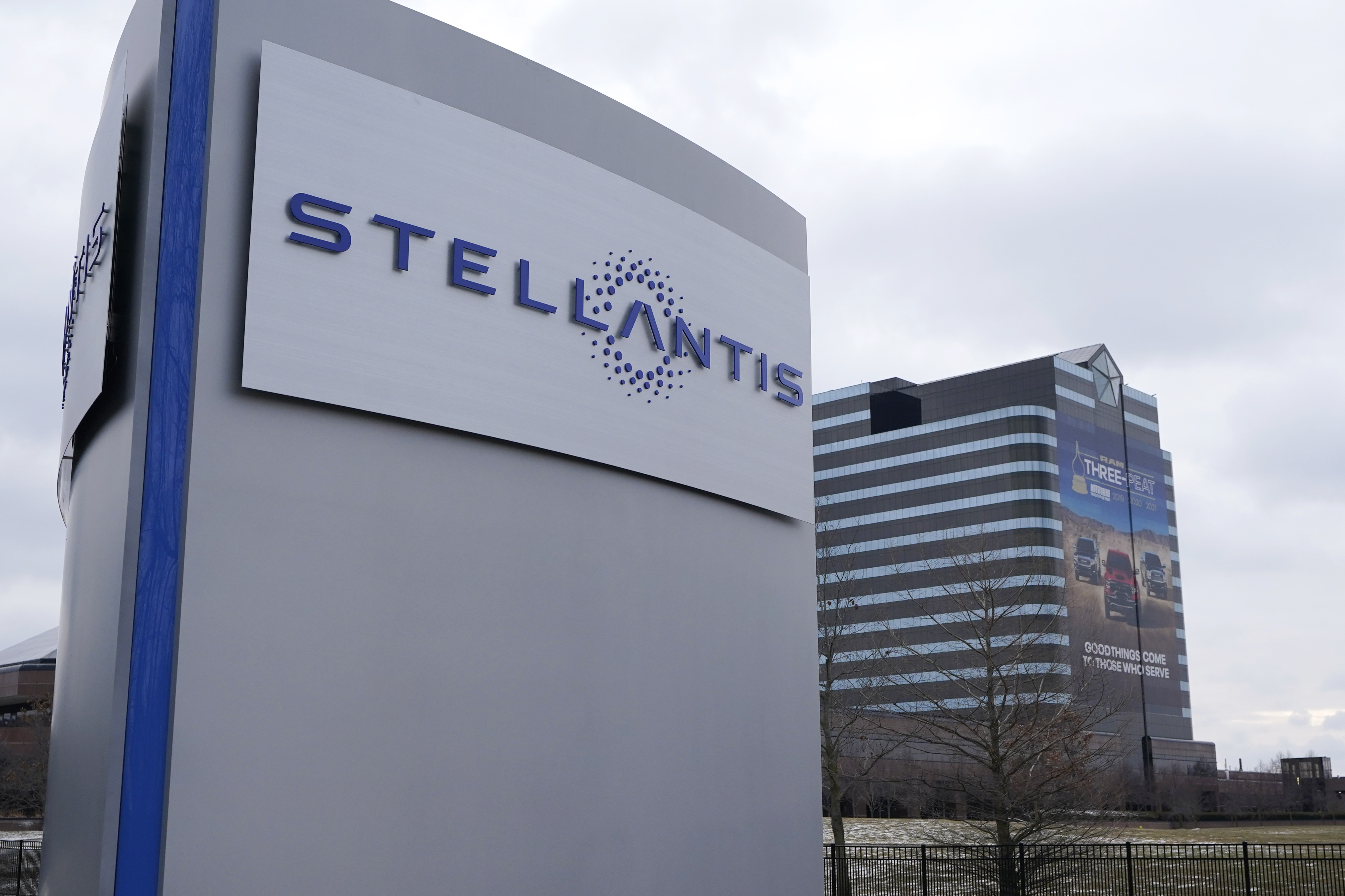 Stellantis and Samsung secure $7.54 billion EV battery plant loan