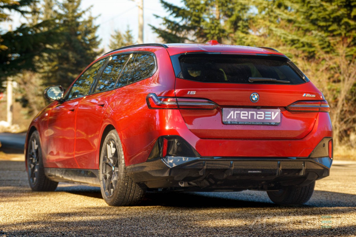 BMW i5 M60 xDrive Touring review