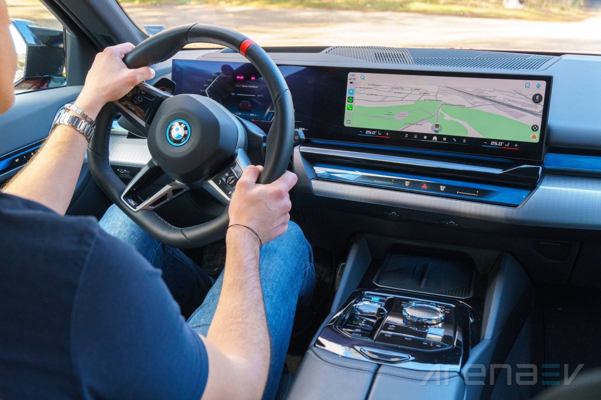 BMW i5 M60 xDrive Touring review