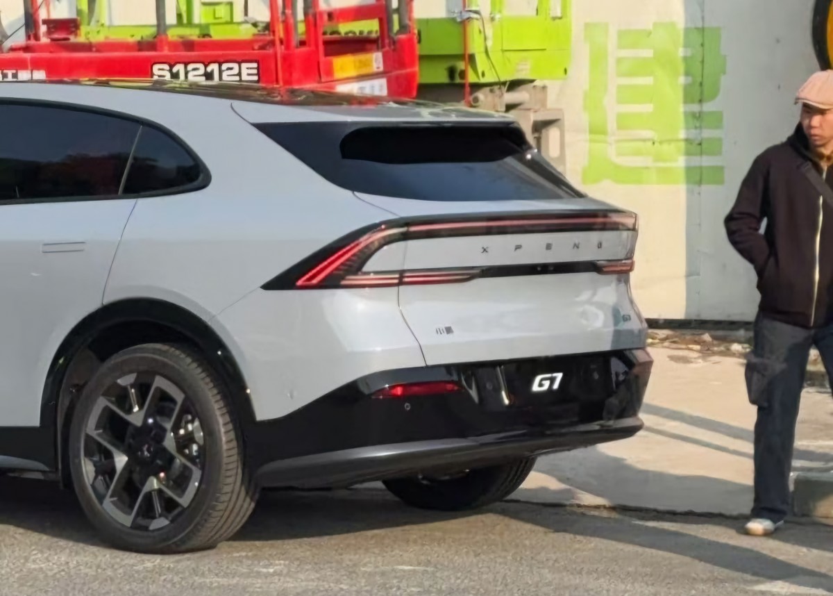 First photos of XPeng G7 offer closer look at Tesla Model Y challenger