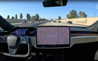 Tesla's "Actually Smart Summon" feature under NHTSA investigation following crash reports