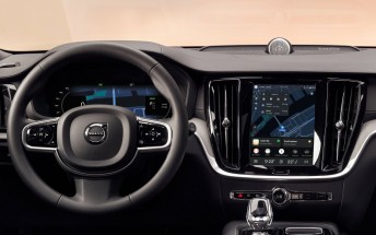 Volvo introduces a new UX for EX40 and Plug & Charge support for EX30 and EX40