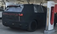 Nio's upcoming Onvo L80 SUV spied on the streets