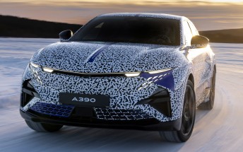 Alpine A390 undergoes winter testing, its dimensions revealed