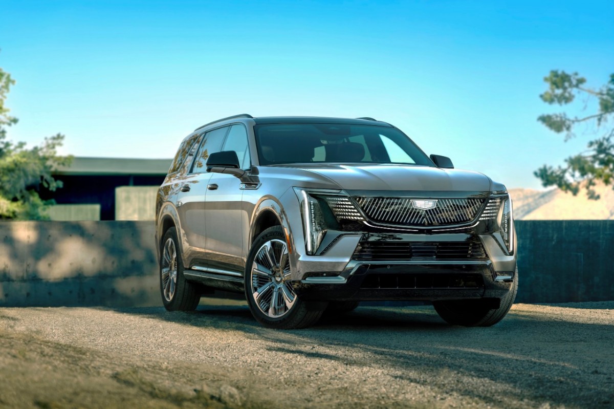 Cadillac 2026 Escalade IQL announced - a more spacious version of the Escalade IQ